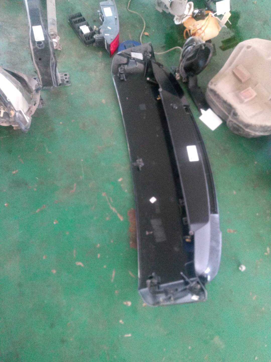T4A13832LML 尾盖导流板