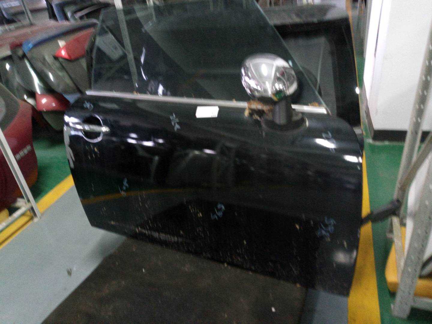41009628768 前门壳(右)