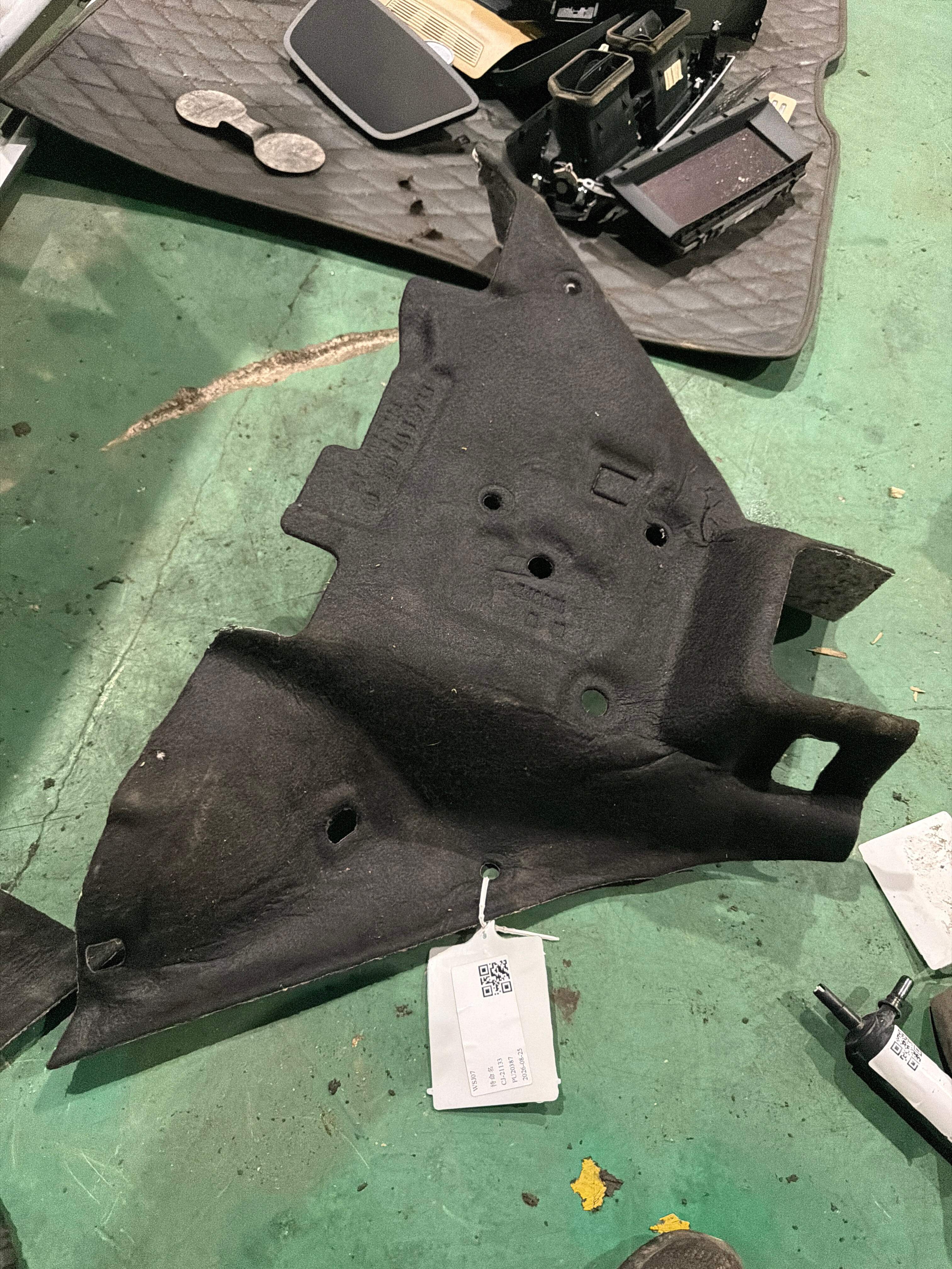 51489175029 Rear Wheel Arch Liner, Left