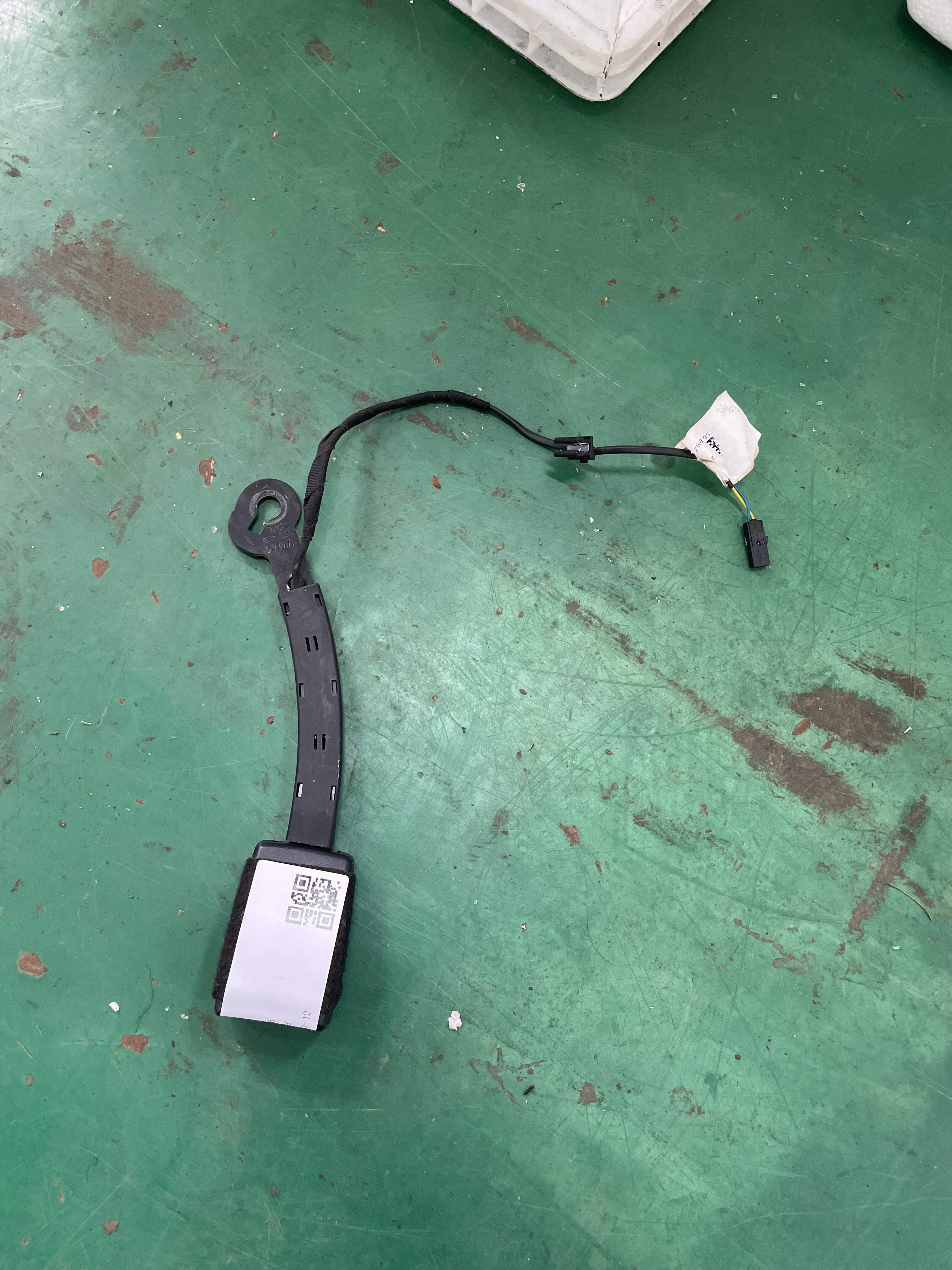 8V0857755G 驾驶员座椅安全带扣