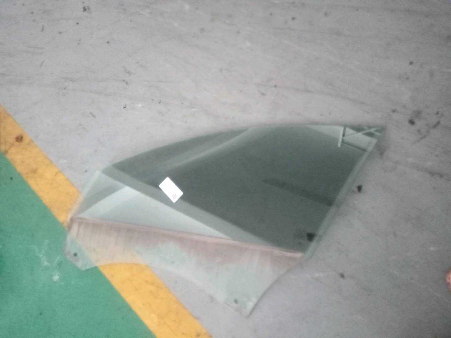 C2Z2819 前门玻璃(左)