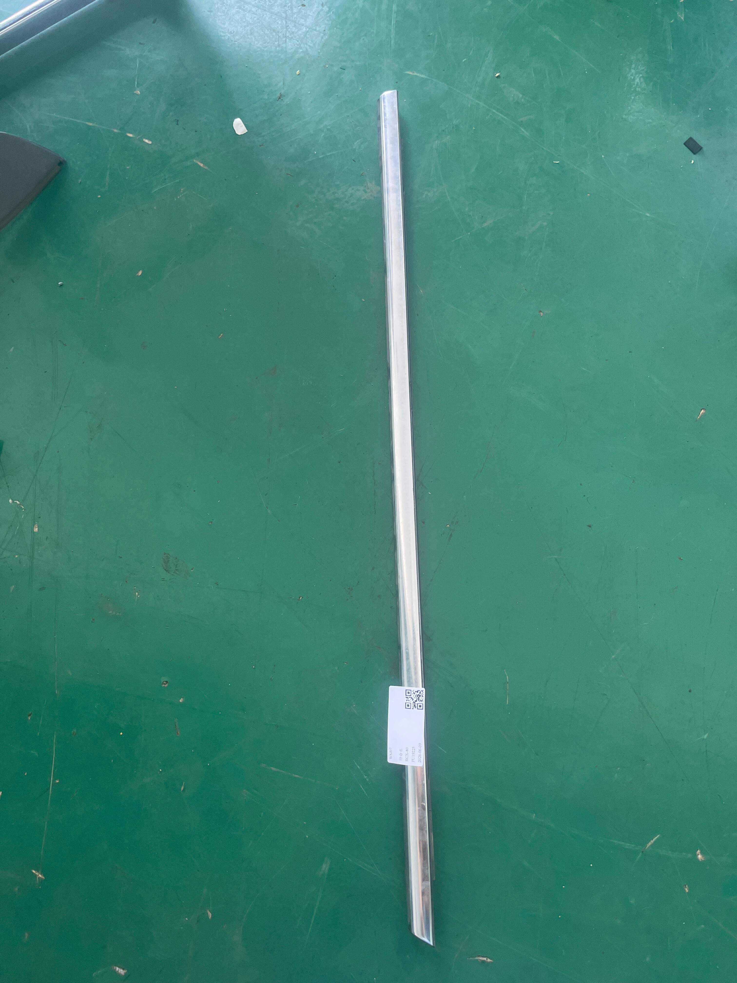 7S71A25604BE 后门玻璃压条(右外)