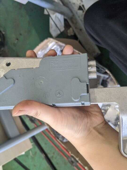 A2118270742 Antenna Amplifier, Right