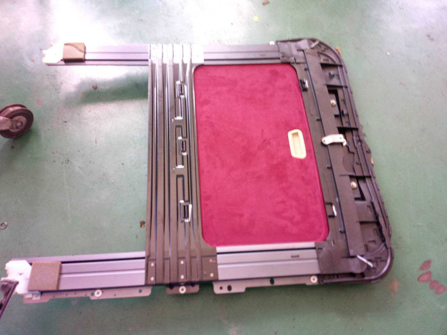 C2Z11152 Sunroof Base