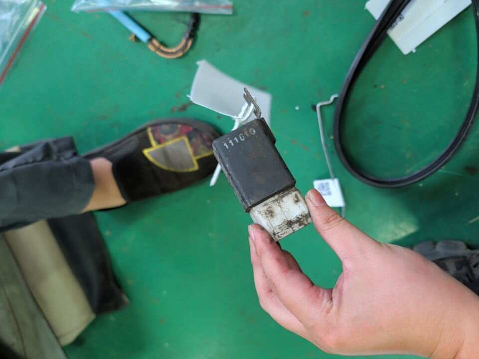 A0025424419 鼓风机继电器