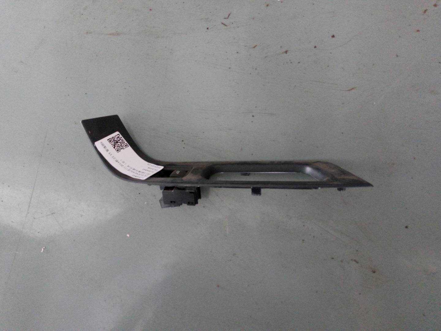 31394841 Rear Door Window Switch, Right