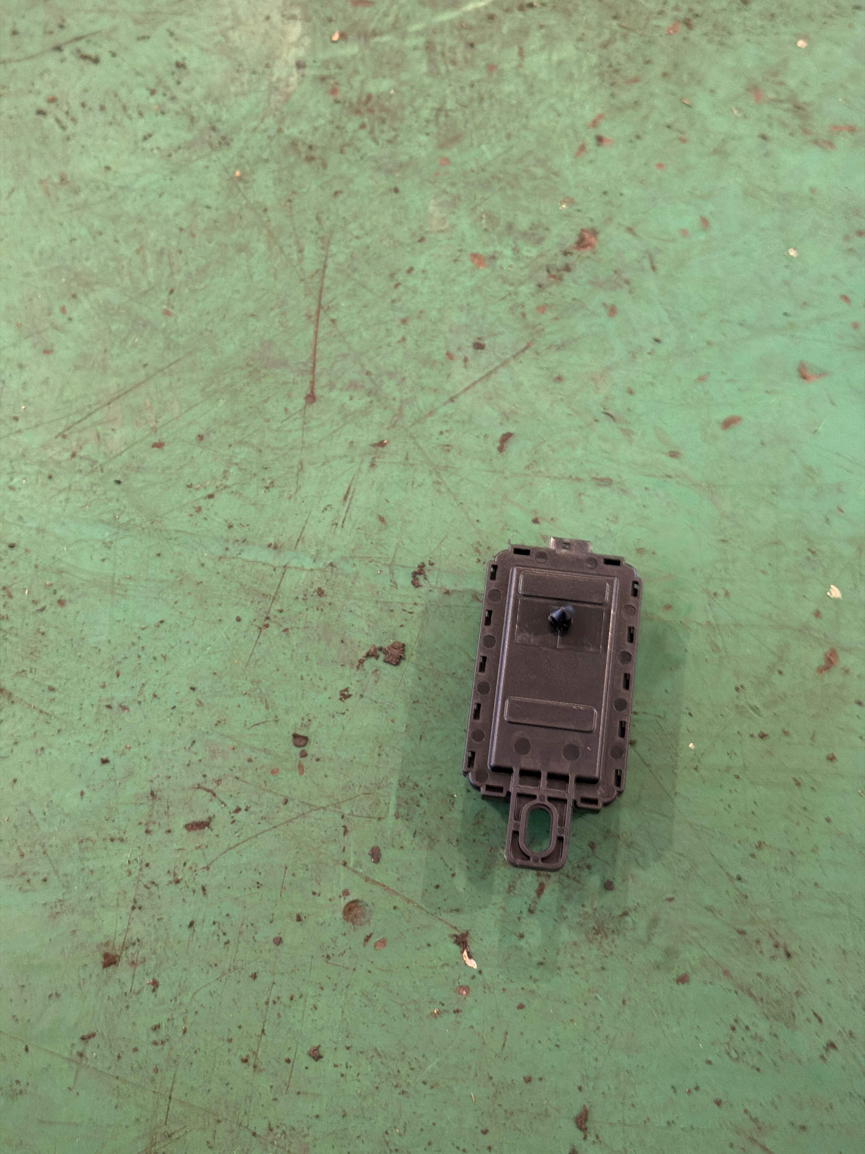 61359397846 无钥匙智能系统接收器