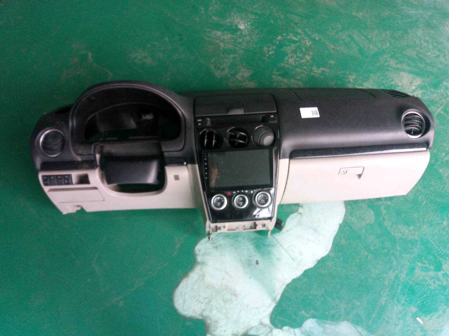 GJ6R60350A02 仪表台壳