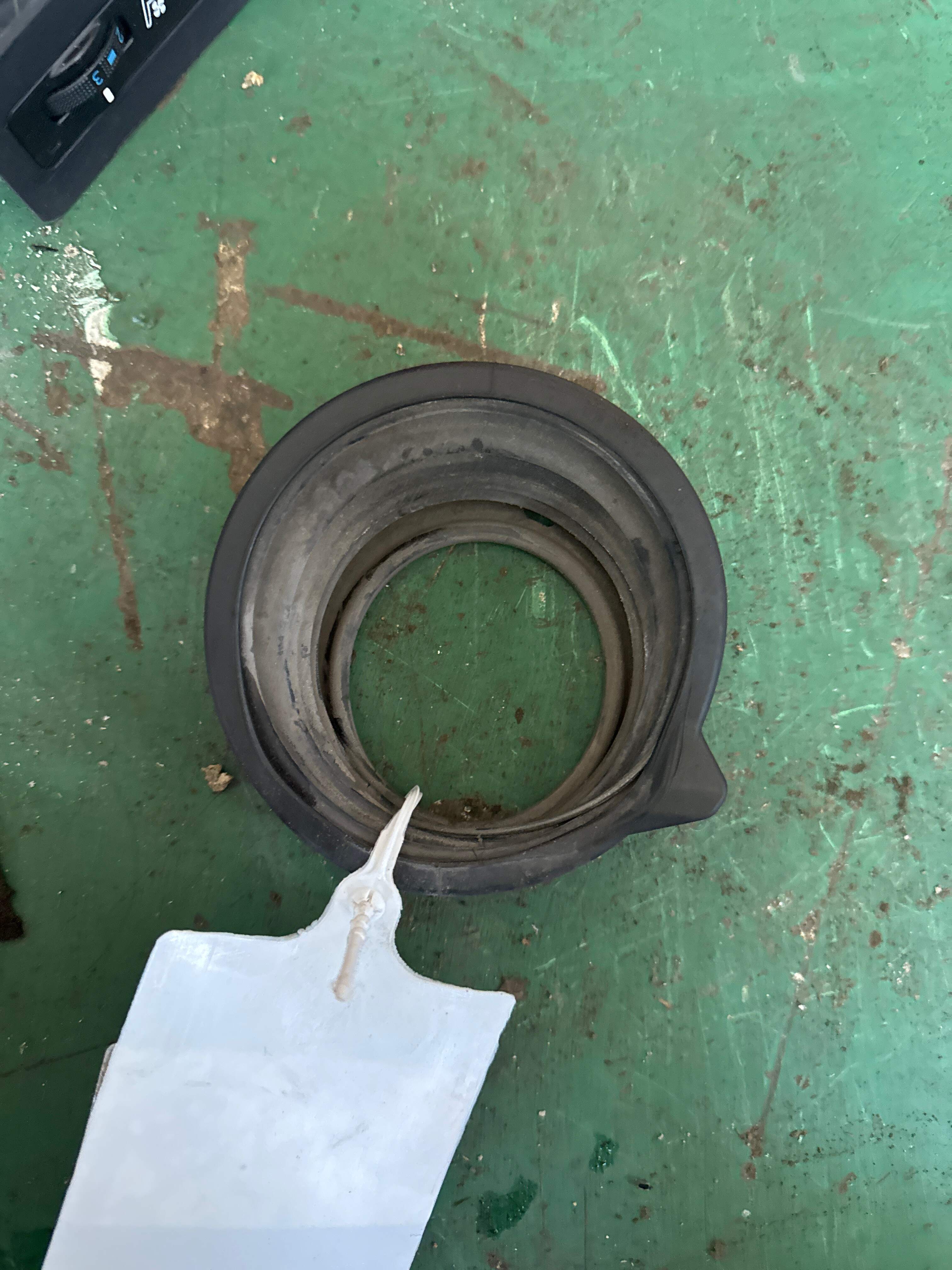 7729148080 燃油箱加油管护罩 燃油箱加注底座