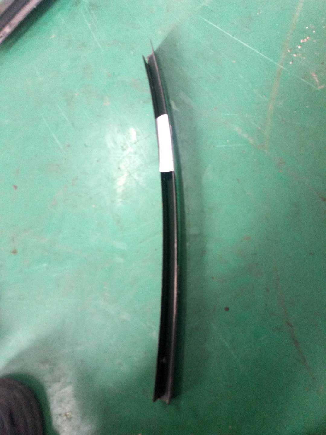 51347060255 后门窗框外饰板(左后)