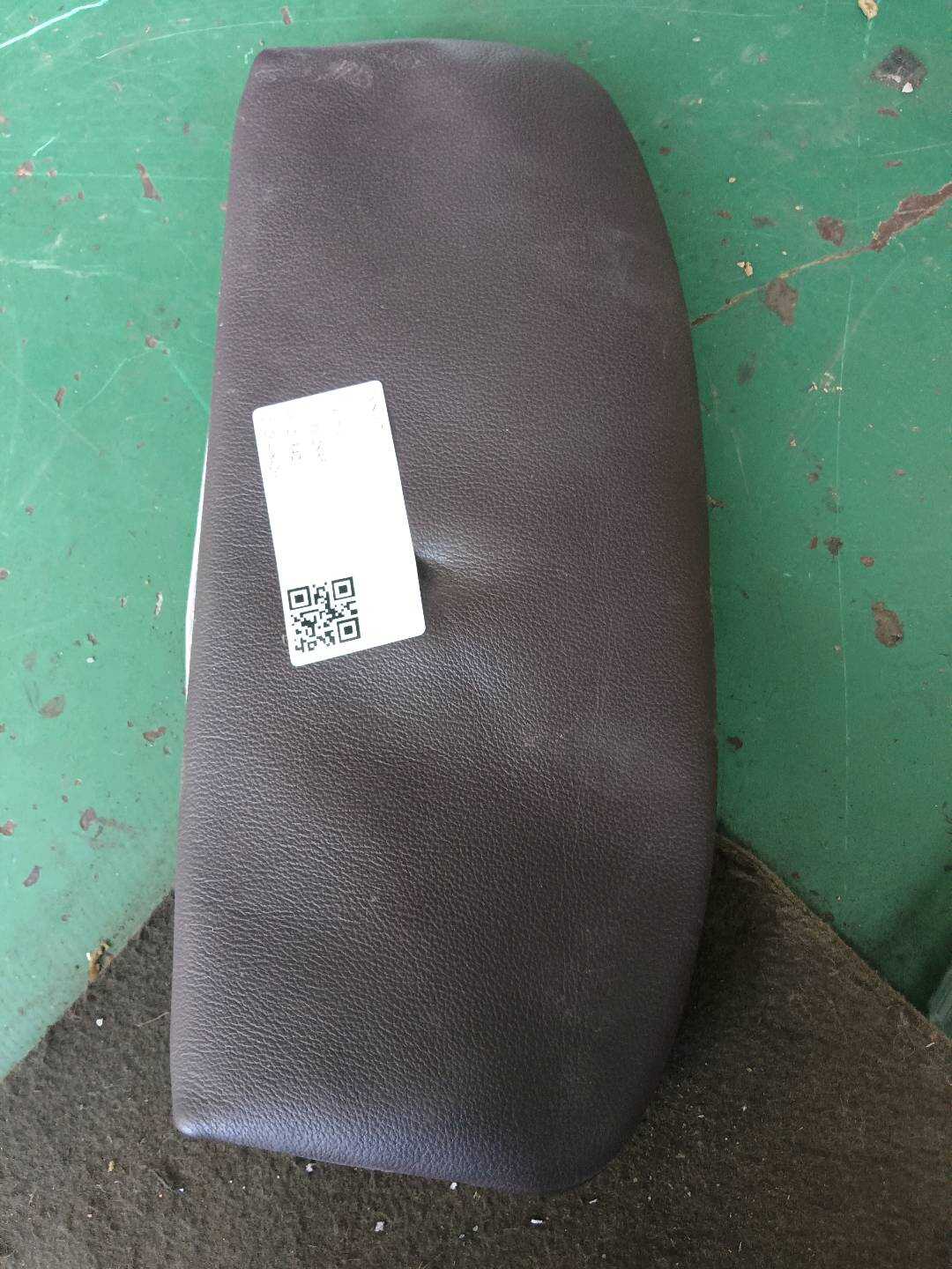 52107472538 副驾驶员座椅底座腿托面罩