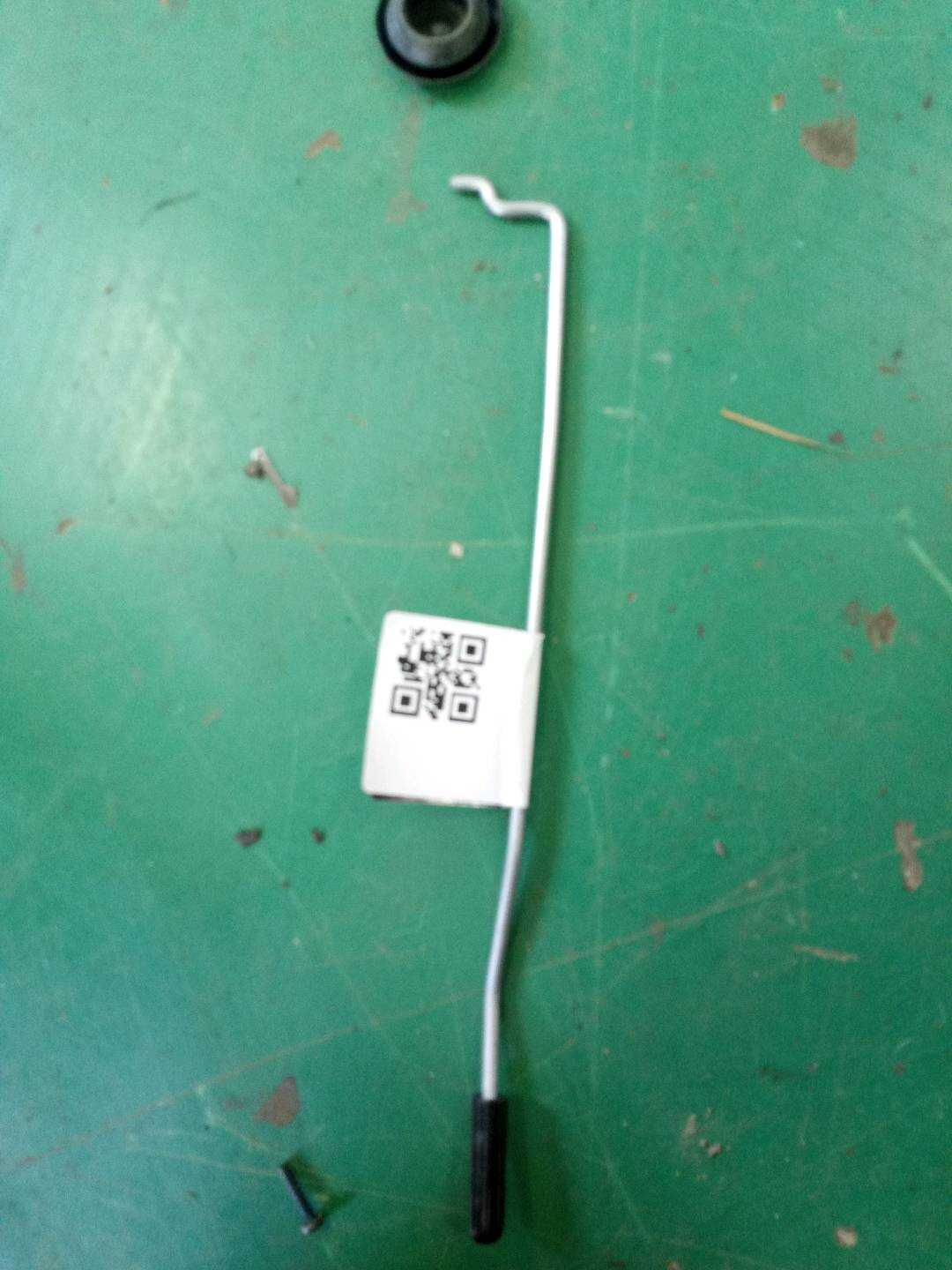 51217291409 前门锁止杆（左）
