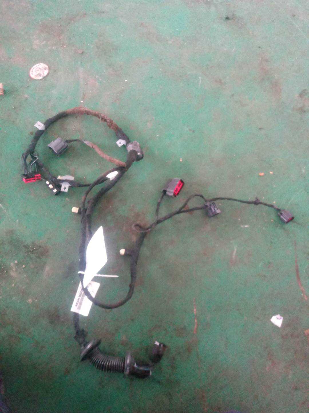C2D17050 Rear Door Wiring Harness, Left