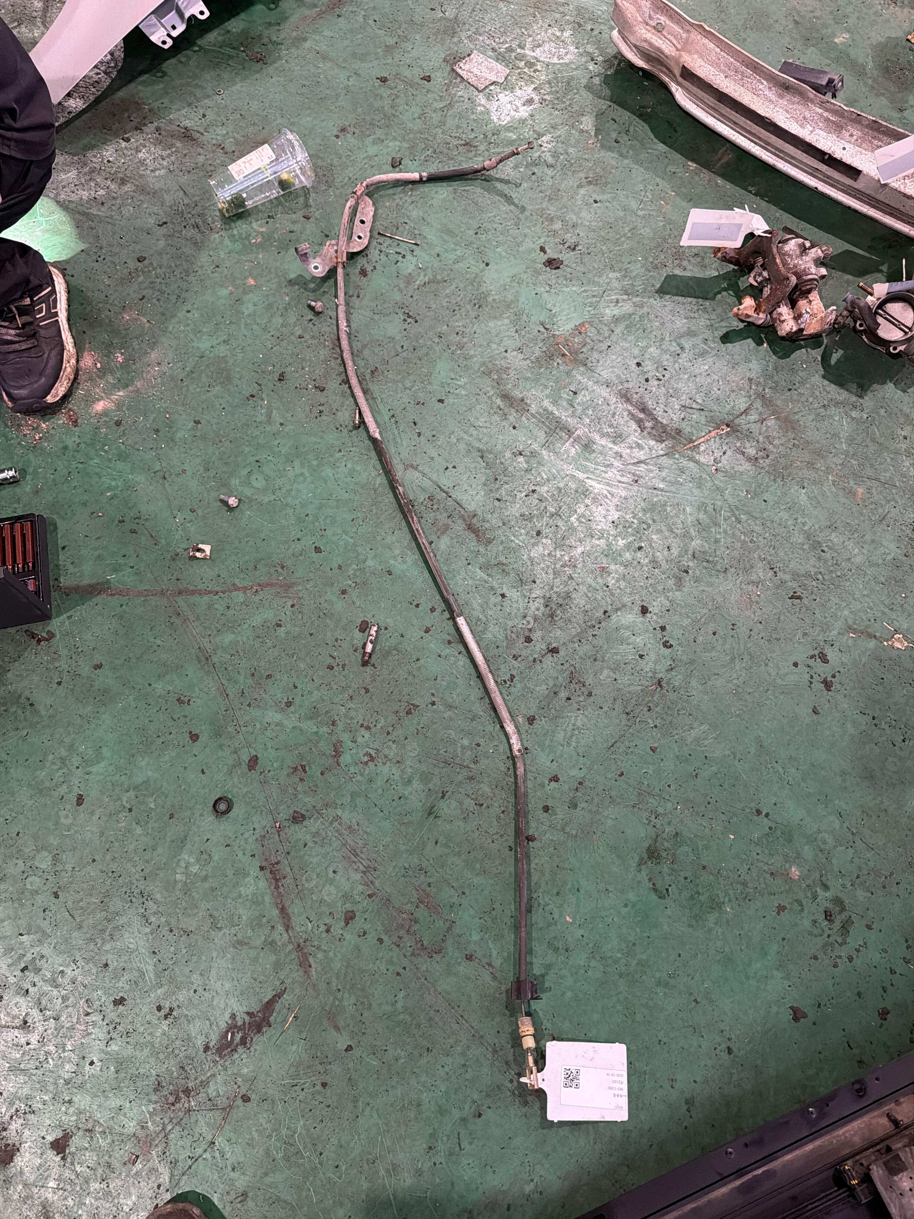 8E0609721N Parking Brake Cable, Rear Left