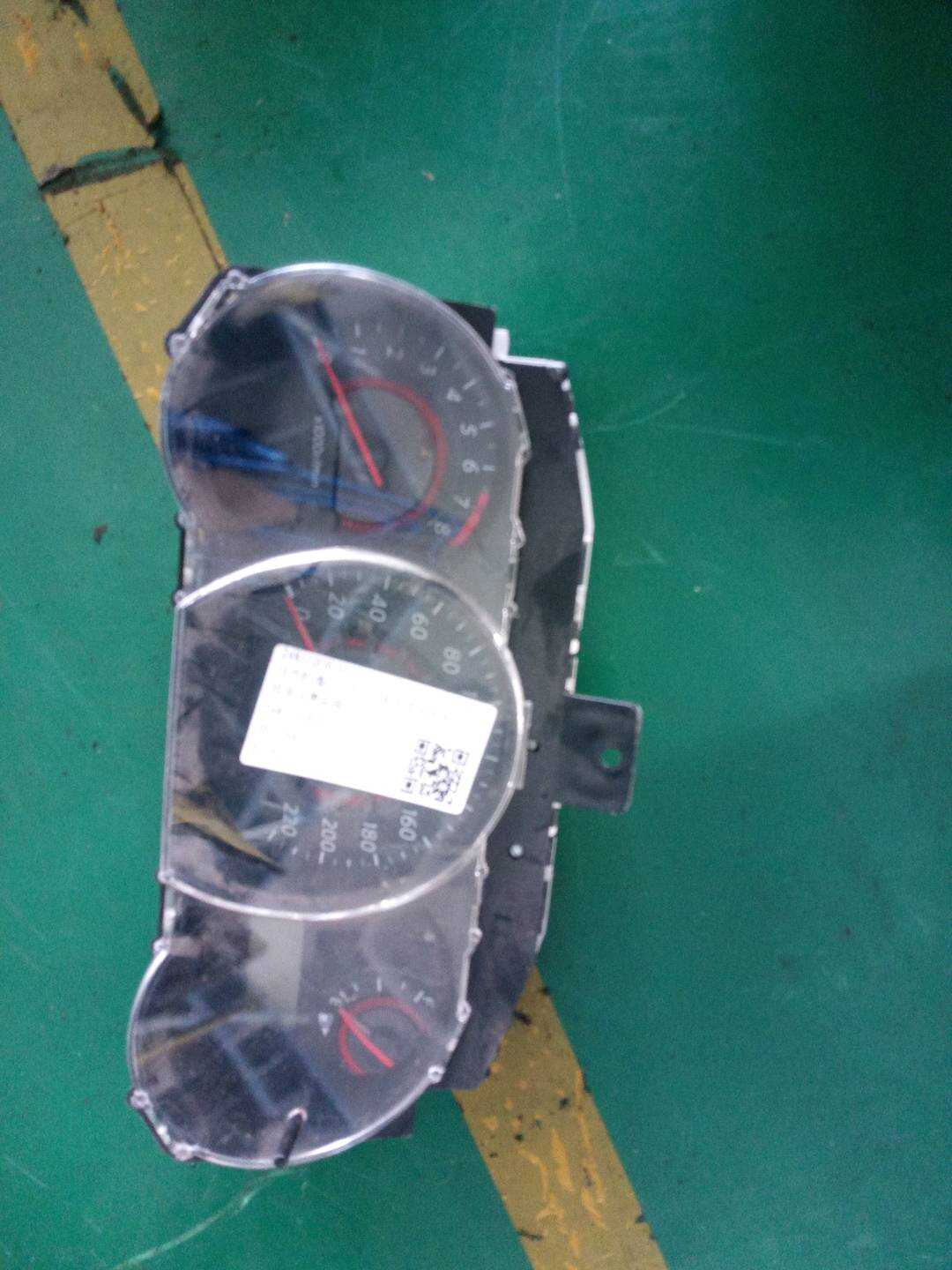 248102GE0D 组合仪表总成