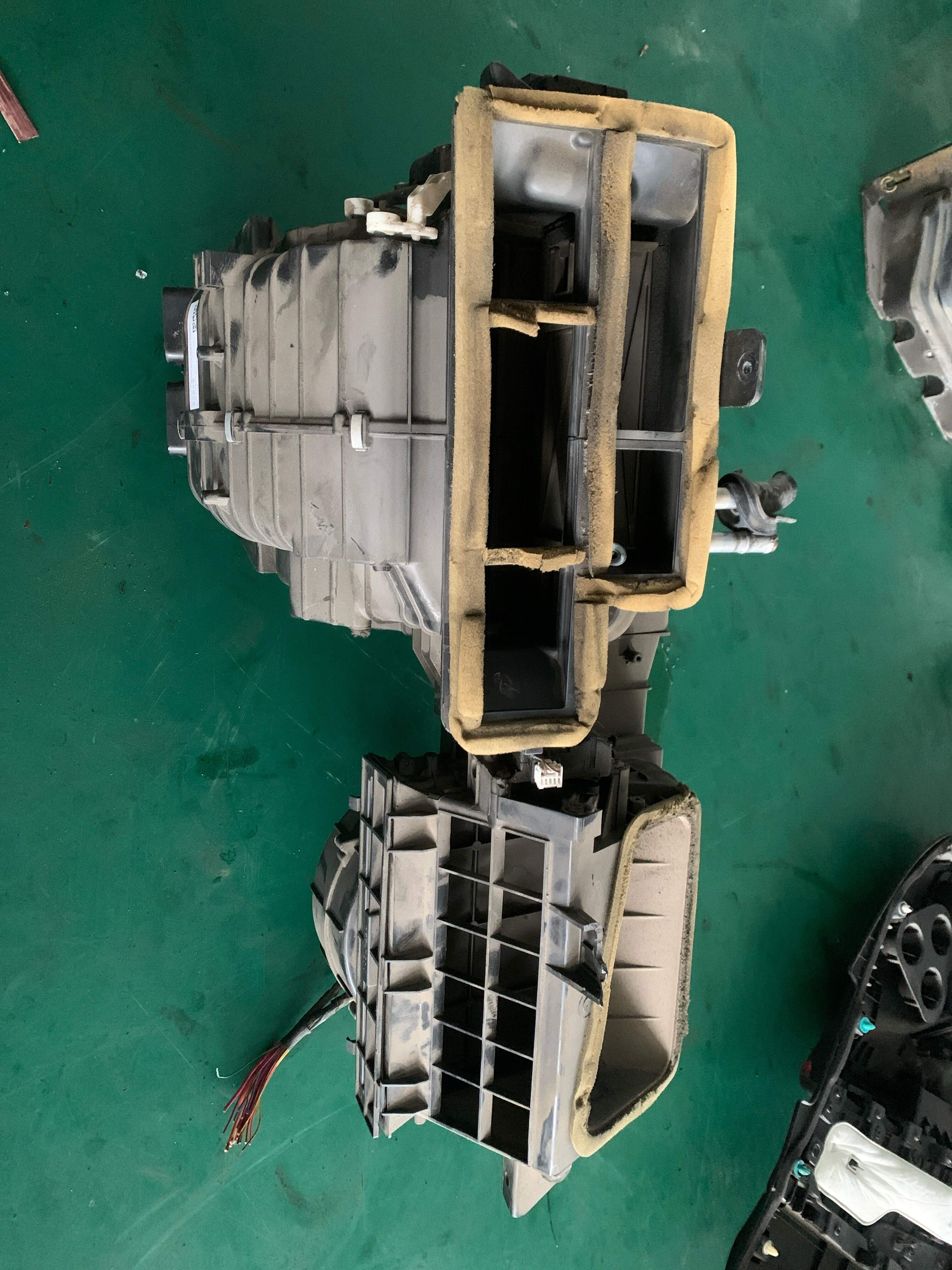 972052D051 蒸发器总成