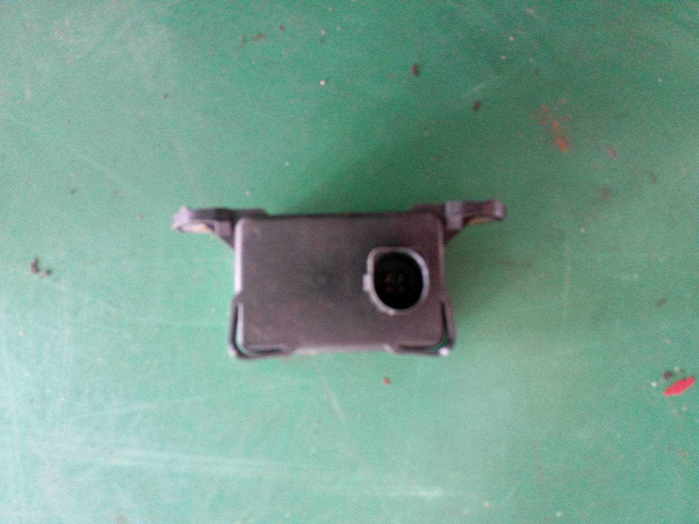 95860607700 前车身加速度传感器
