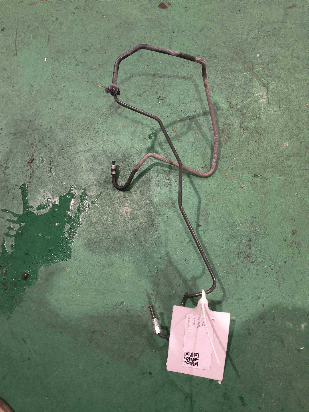 462405UR0A 前轮边制动硬管（右）