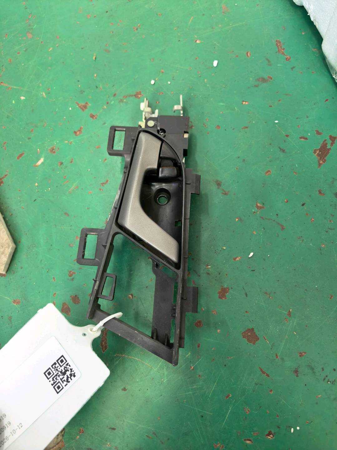 72160TL2A01ZC Front Door Inner Handle, Left