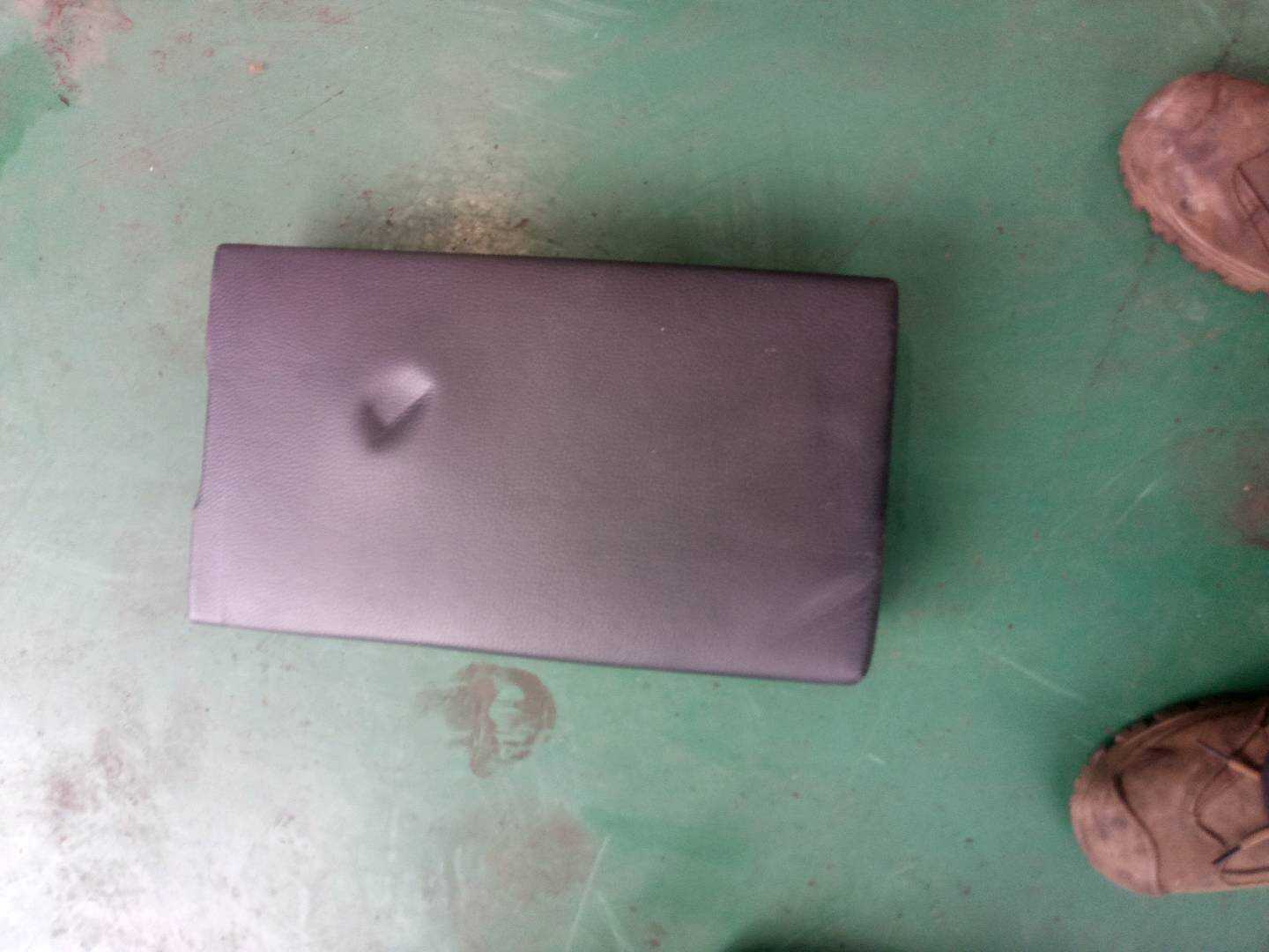 52202452951 后排座椅中央扶手箱