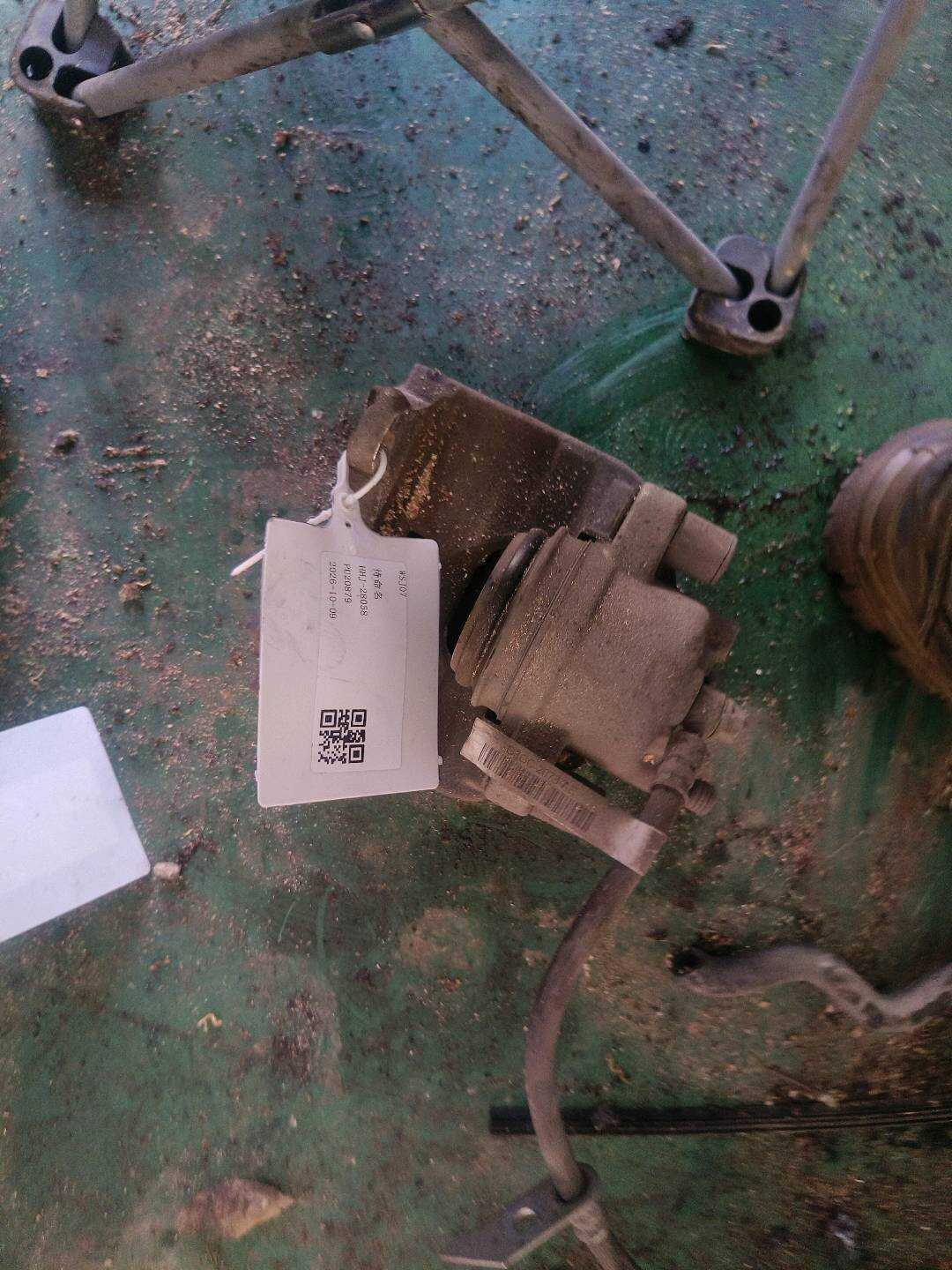 DG9C2B294AB 前制动分泵(右)