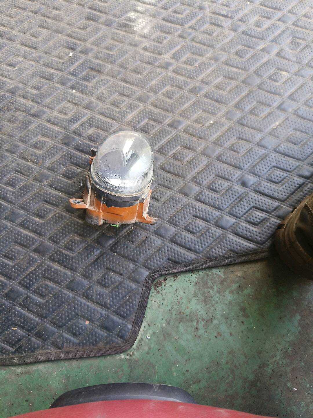 L8UD941699 Front Fog Light, Left