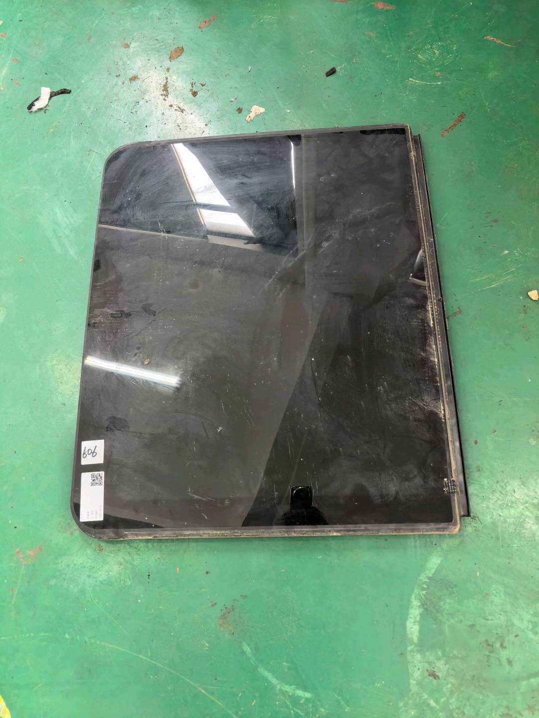 84509300 天窗玻璃(中)
