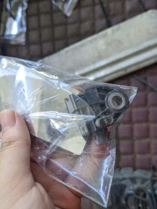 65779496817 车辆加速度传感器