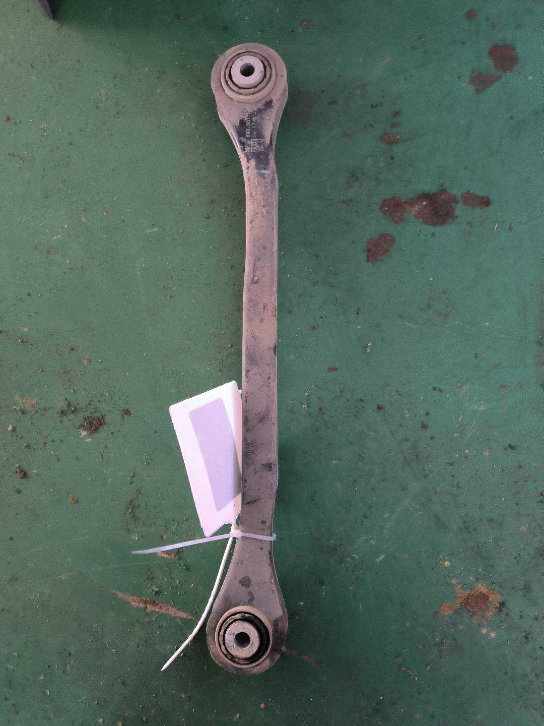 L8WD501530 后转向拉杆(右)