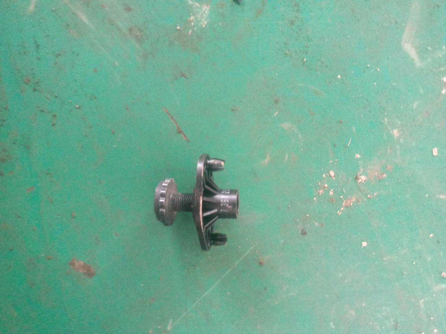 51247358201 尾盖缓冲胶
