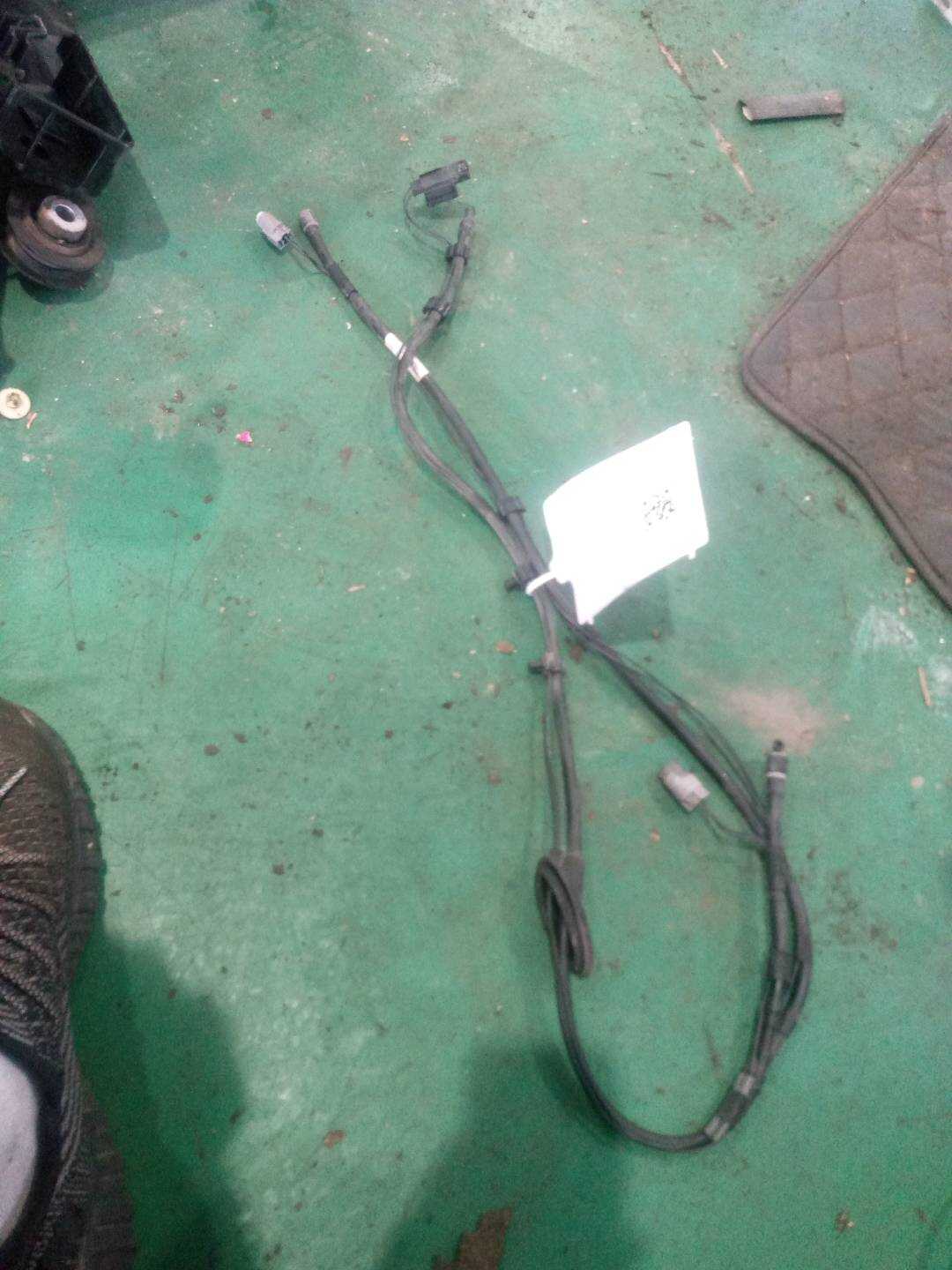 61662574133 前风挡雨刮喷水管