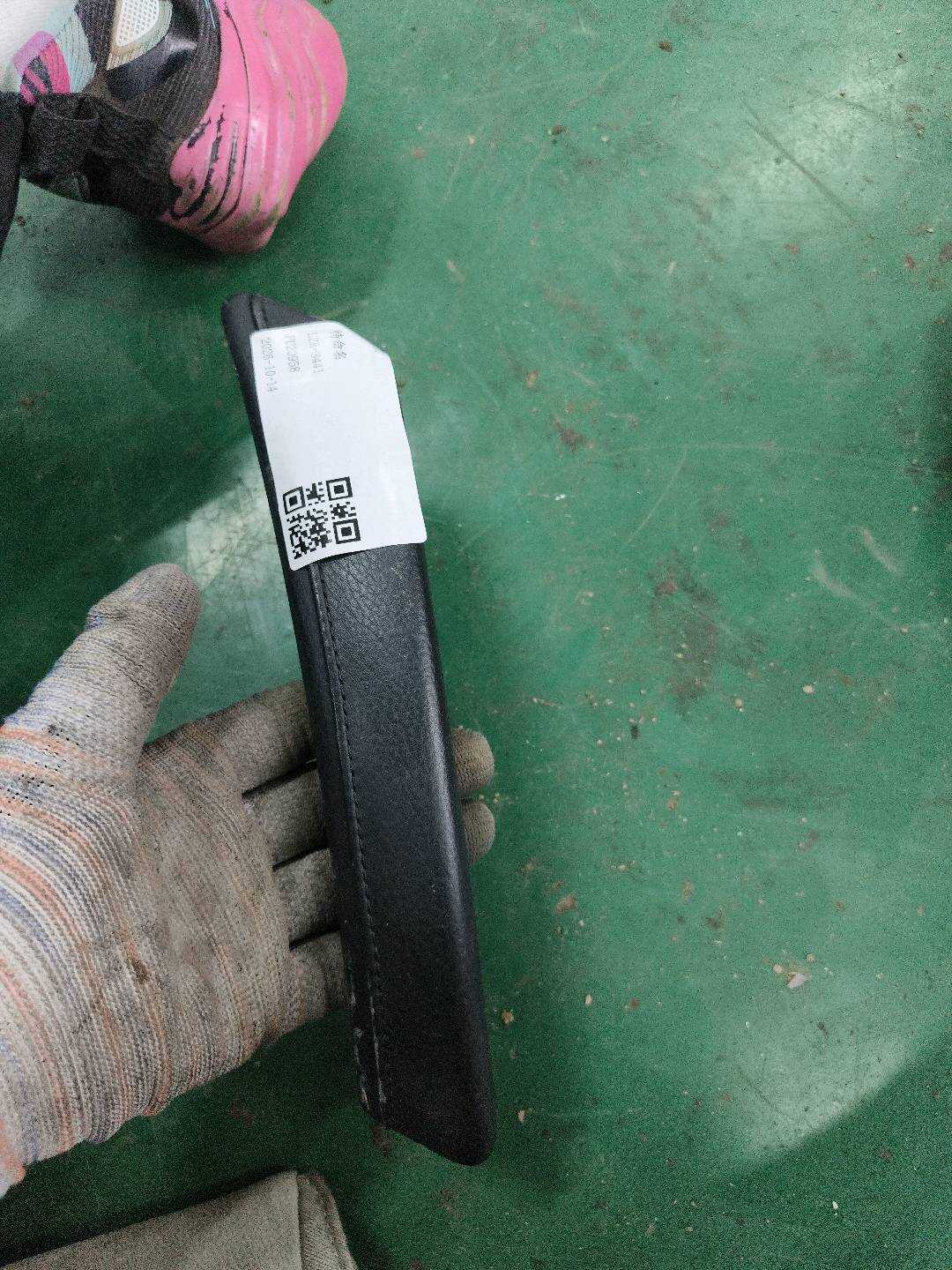 51416983864 前门扶手(右)
