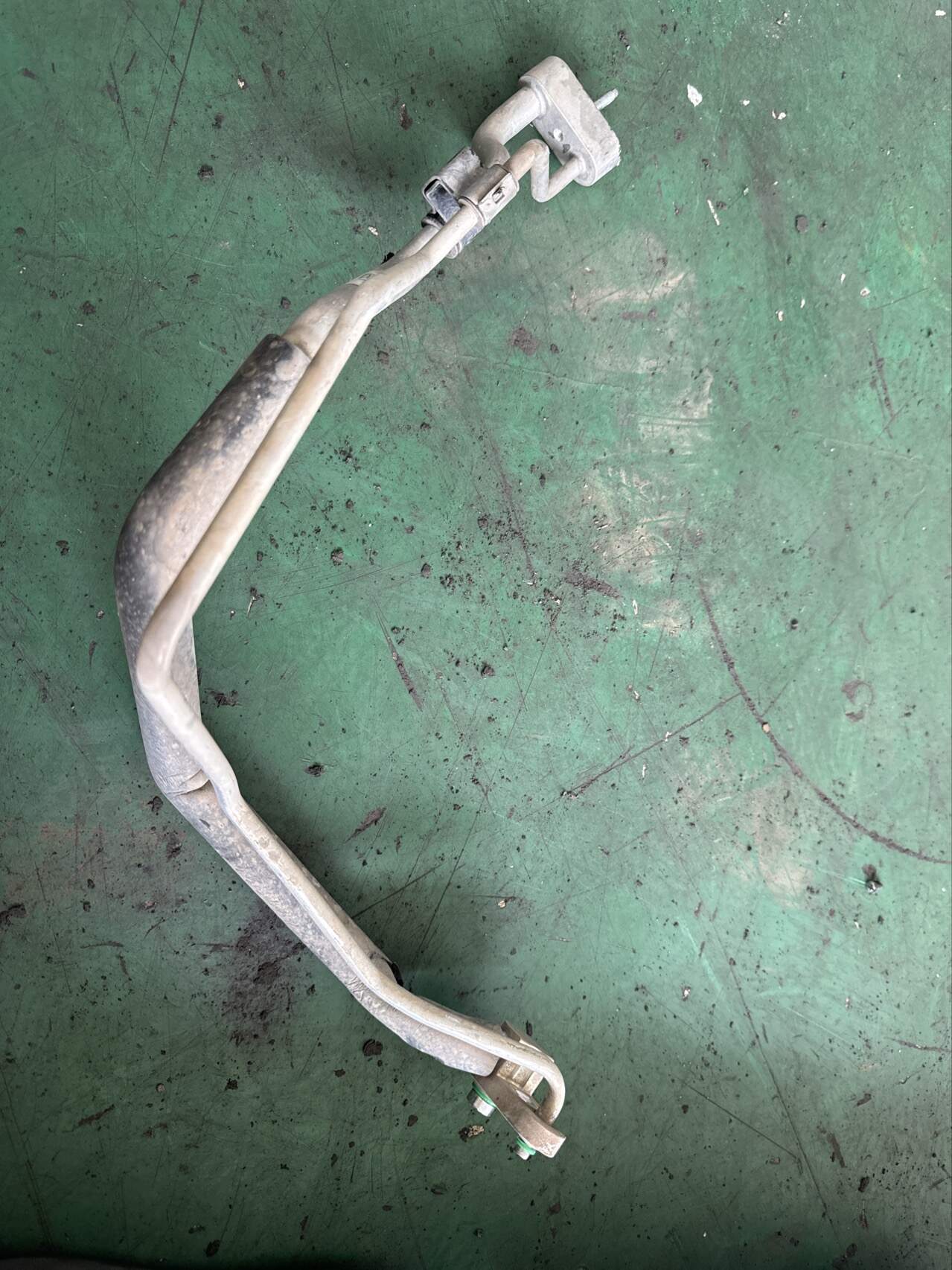 8010045300 A/C High/Low Pressure Pipe Assembly