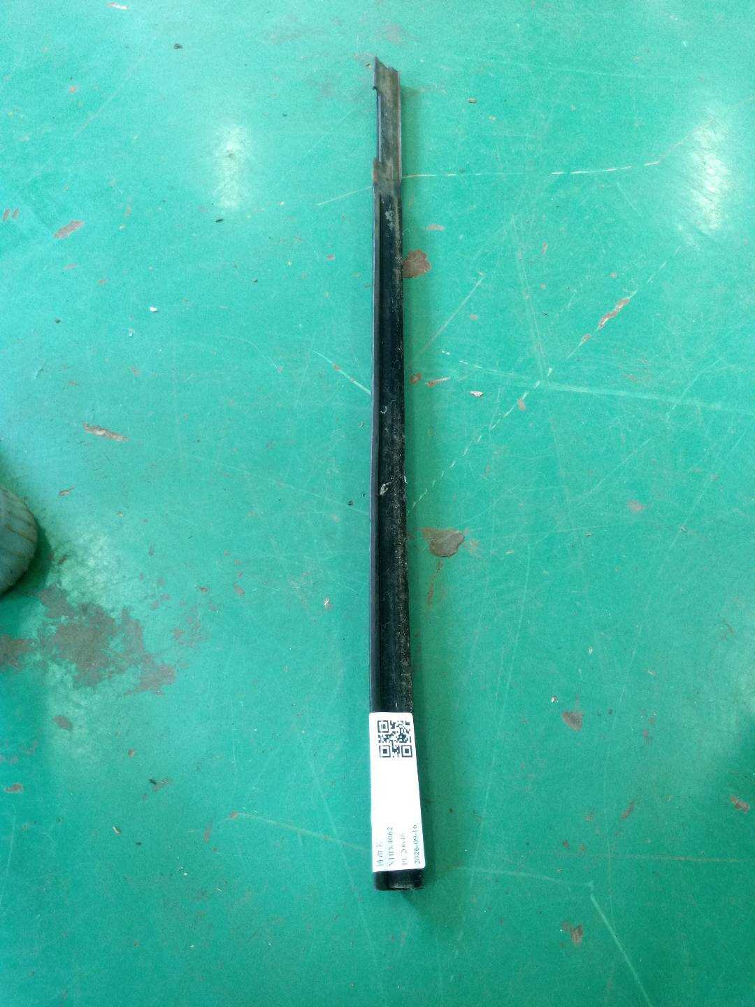 323853776D Rear Door Window Molding (Right Inner)
