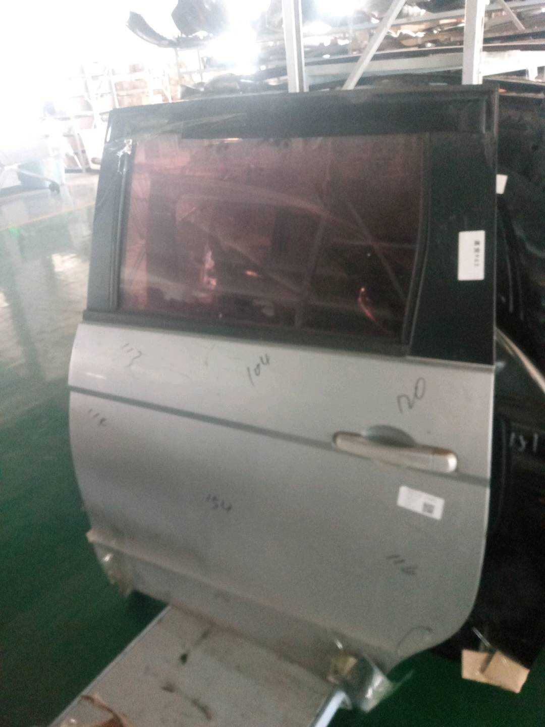 23880191P 后门壳（左）