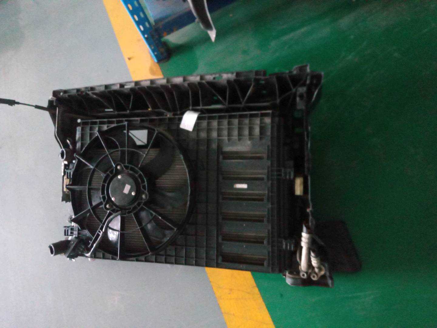 L6RD121253B 水箱