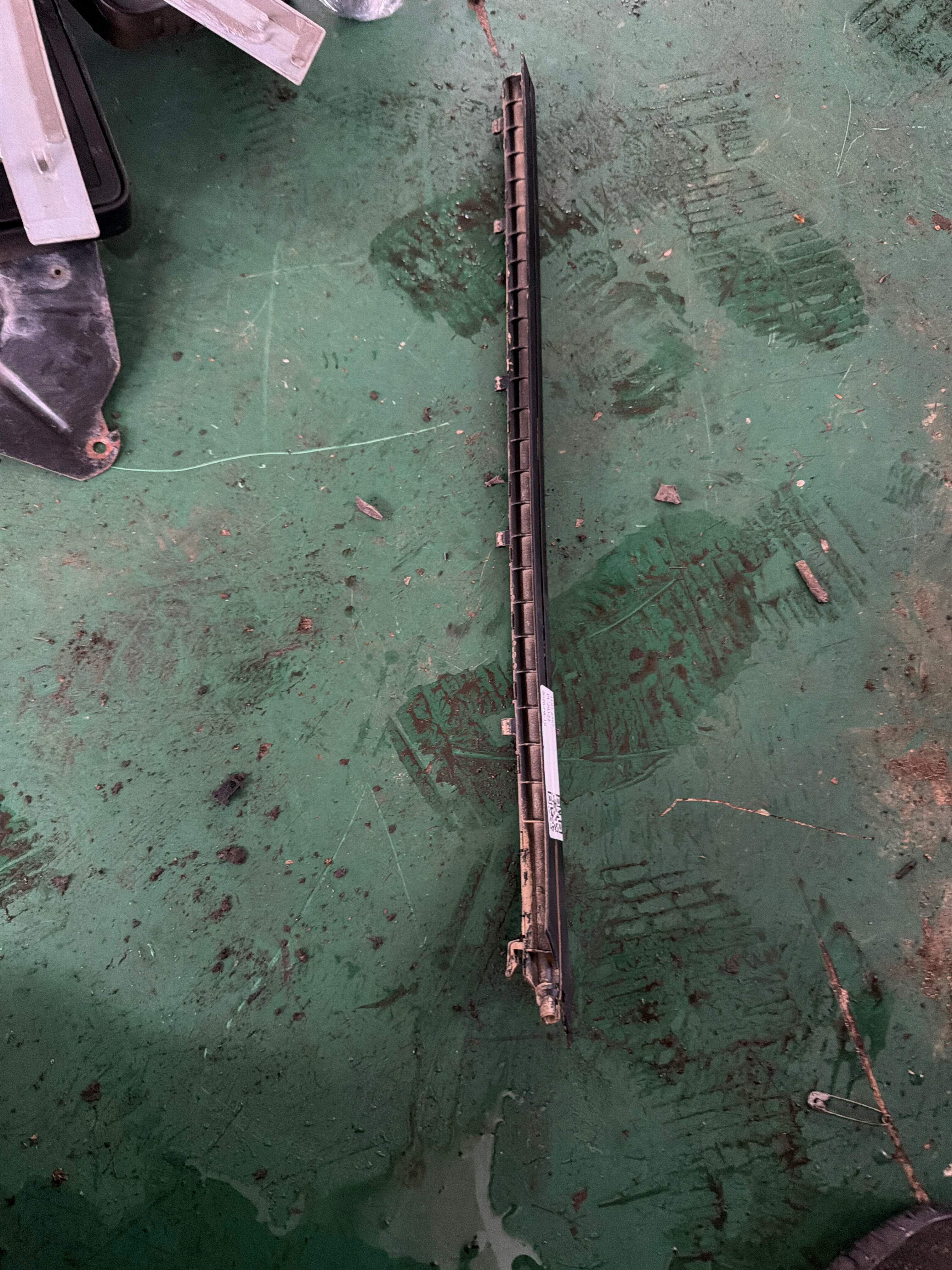 A22181502278K67 滑轨