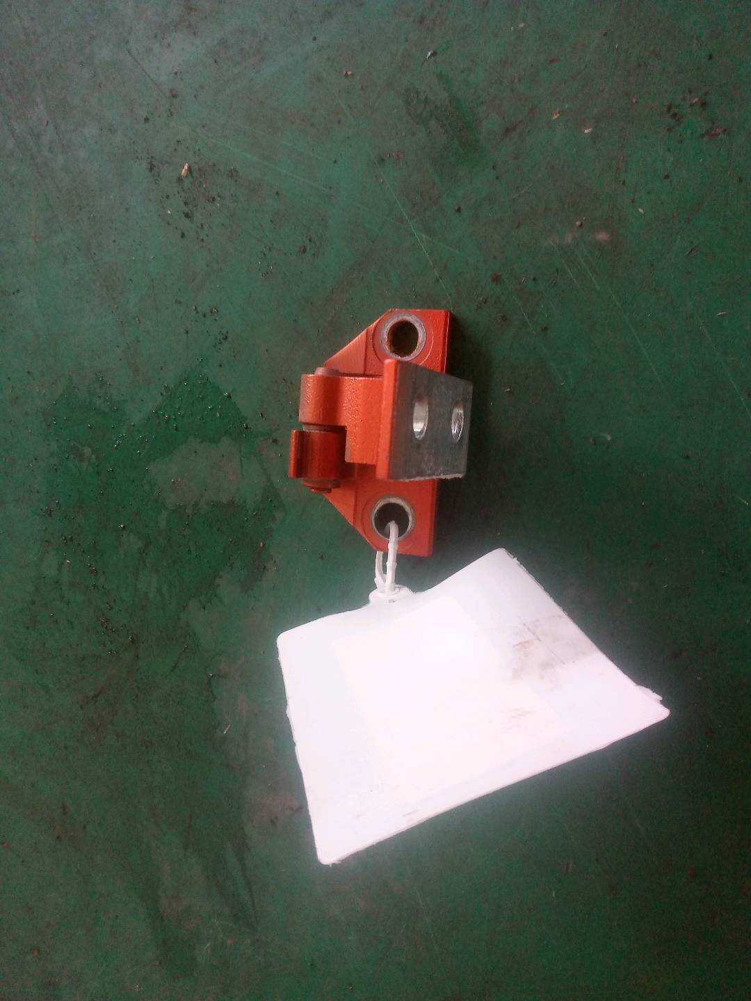 5081003000 Left Rear Door Lower Hinge Assembly