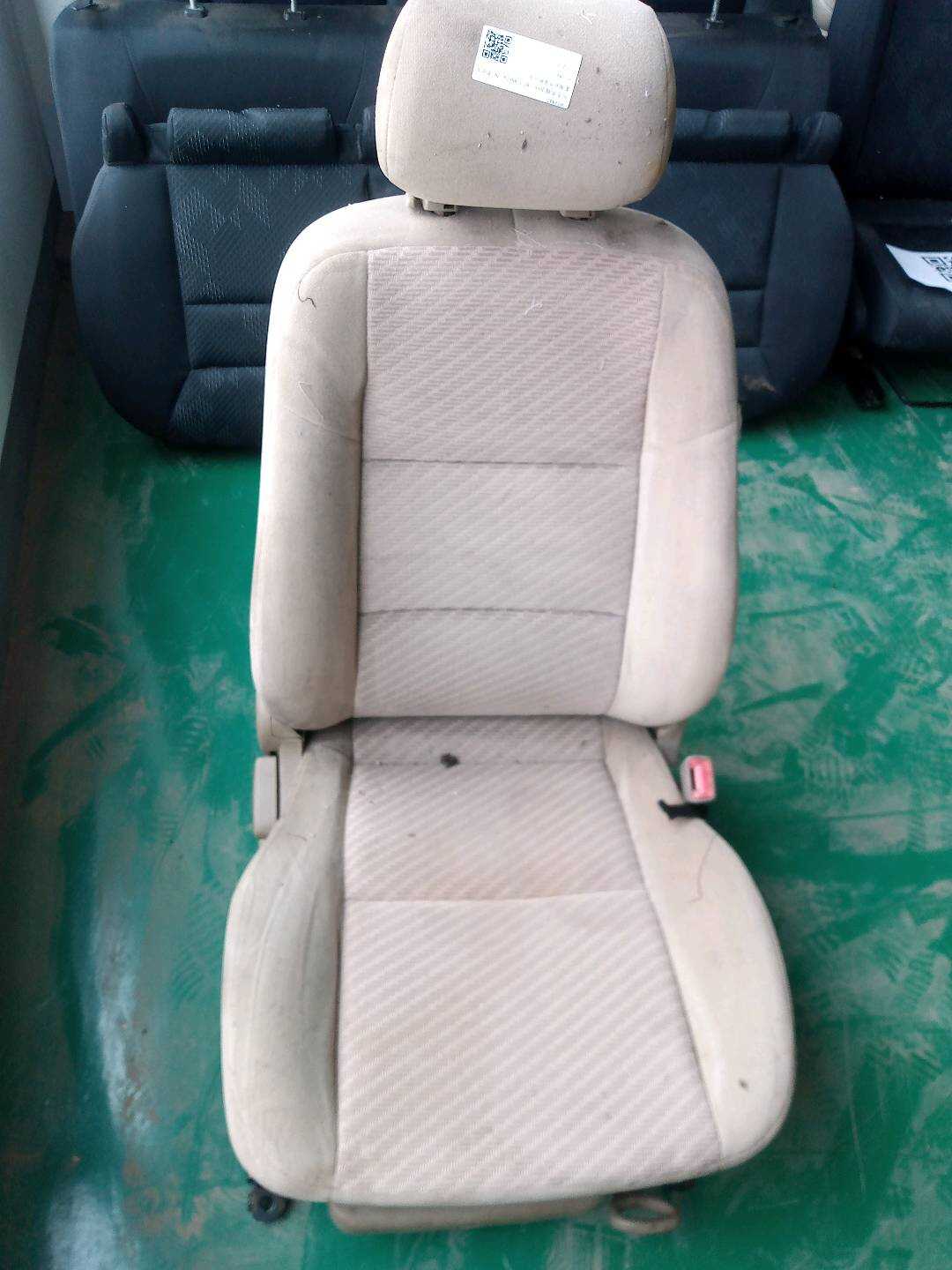 9016842 副驾驶员座椅总成