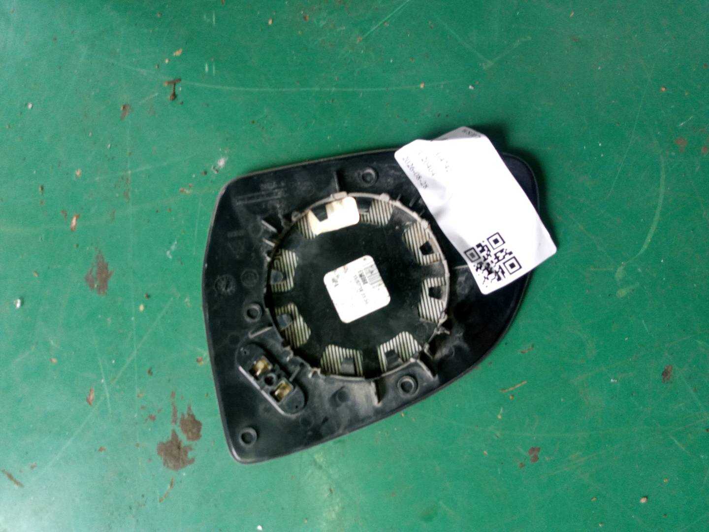 51167291220 倒车镜片(右)