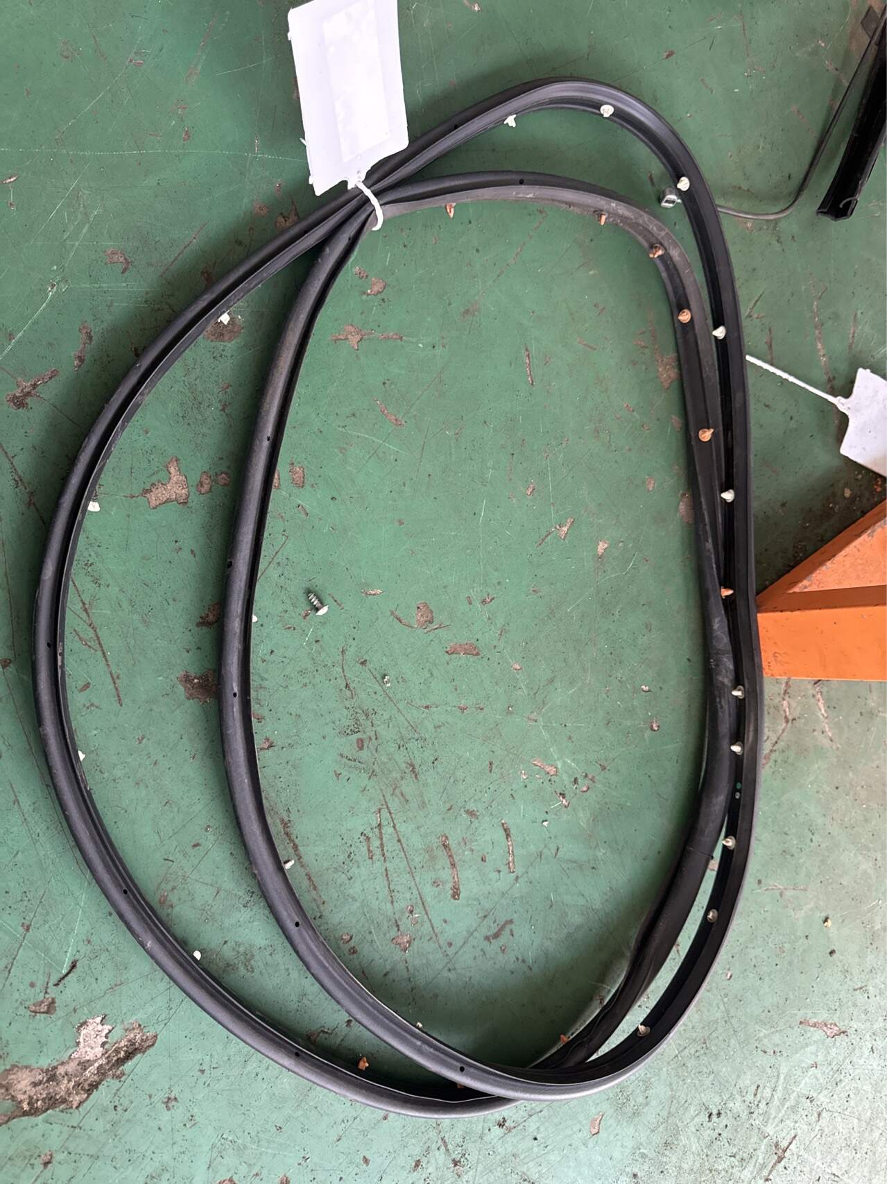 95021340 Front Door Seal Strip, Left