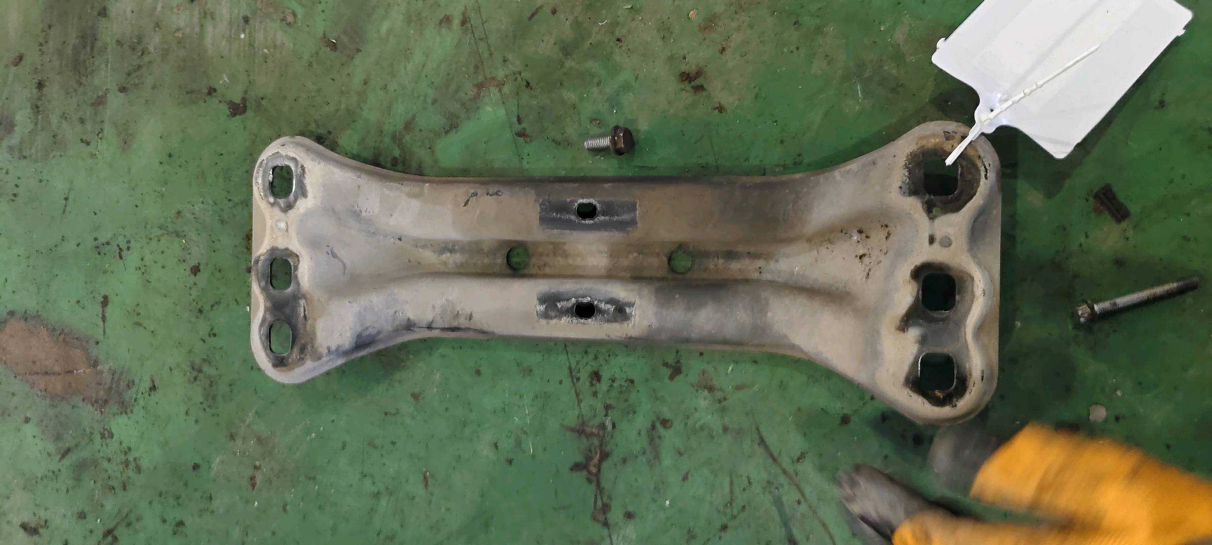 A2112420901 变速器支架胶托架