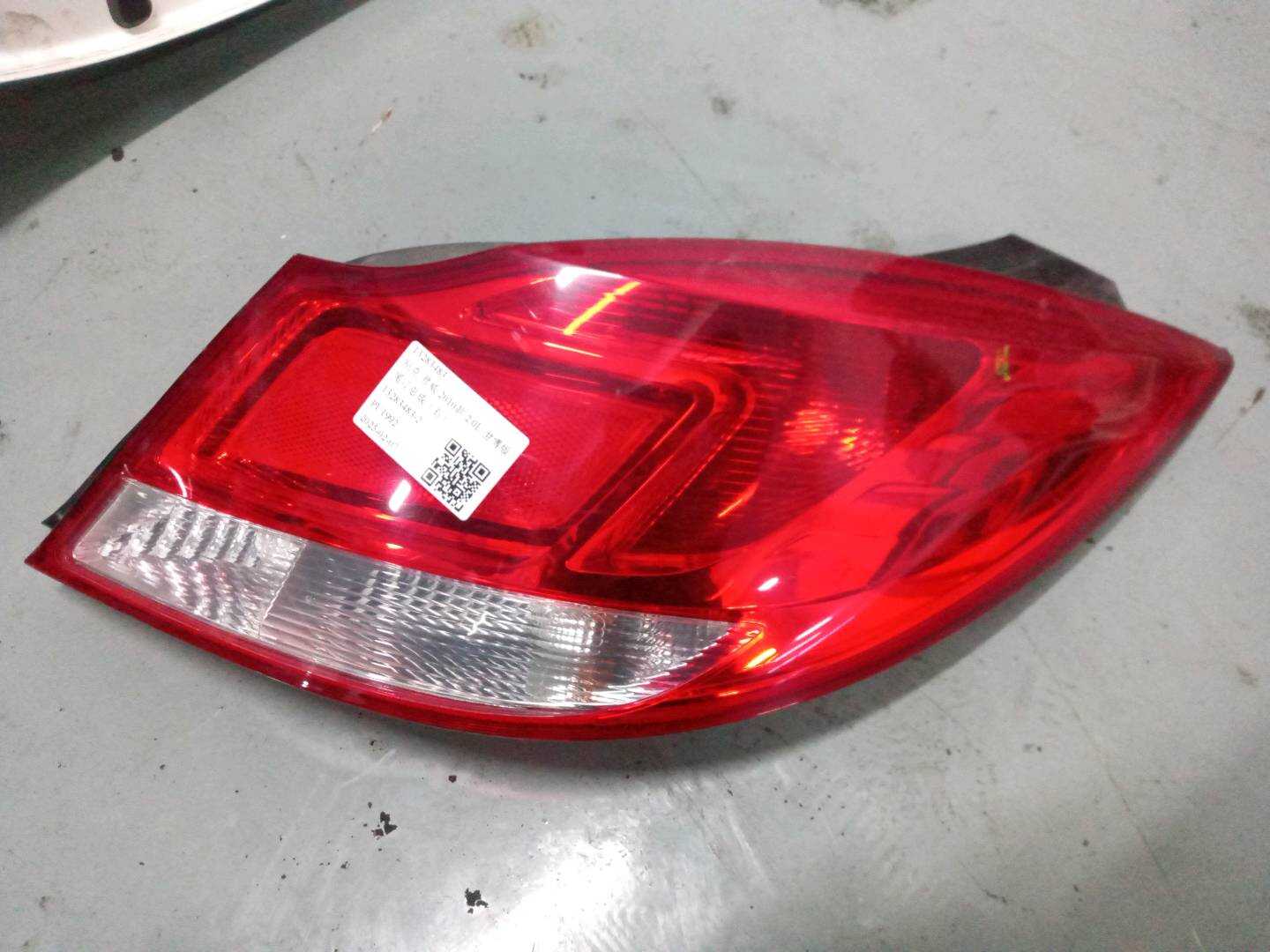 13283483 Outer Tail Light Assembly, Right
