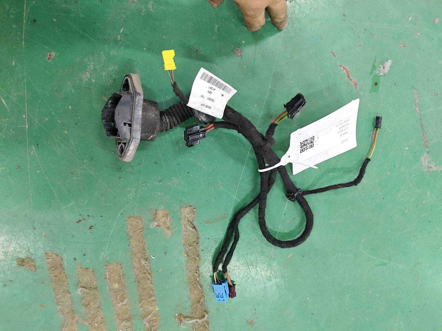 A2214405506 后门线束（右）
