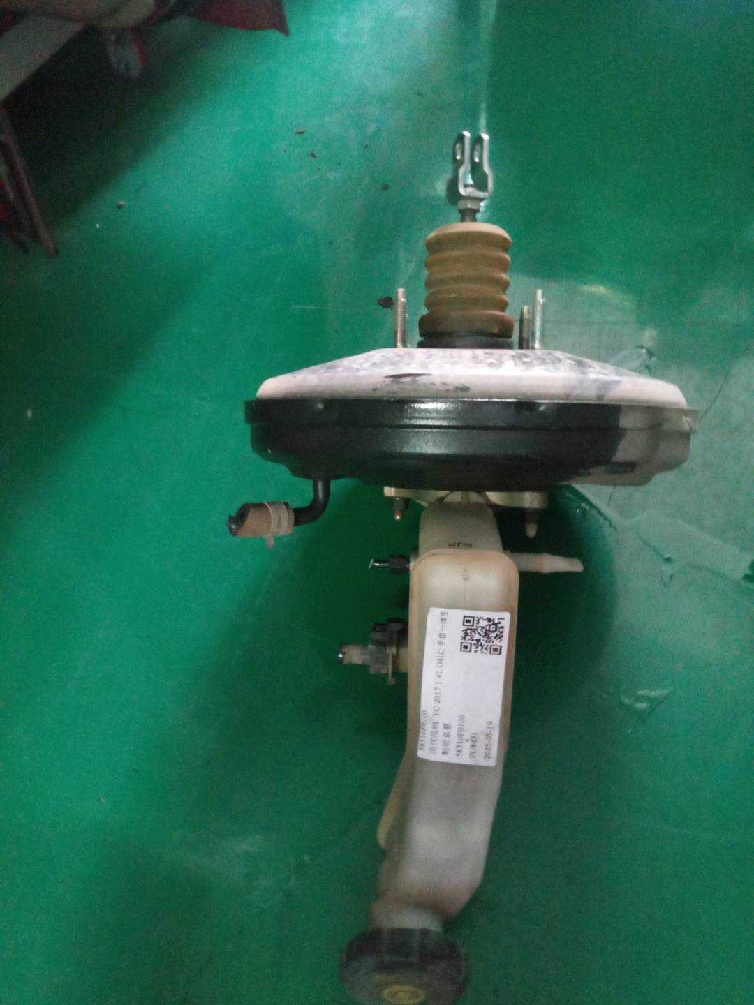 58510F9100 制动总泵