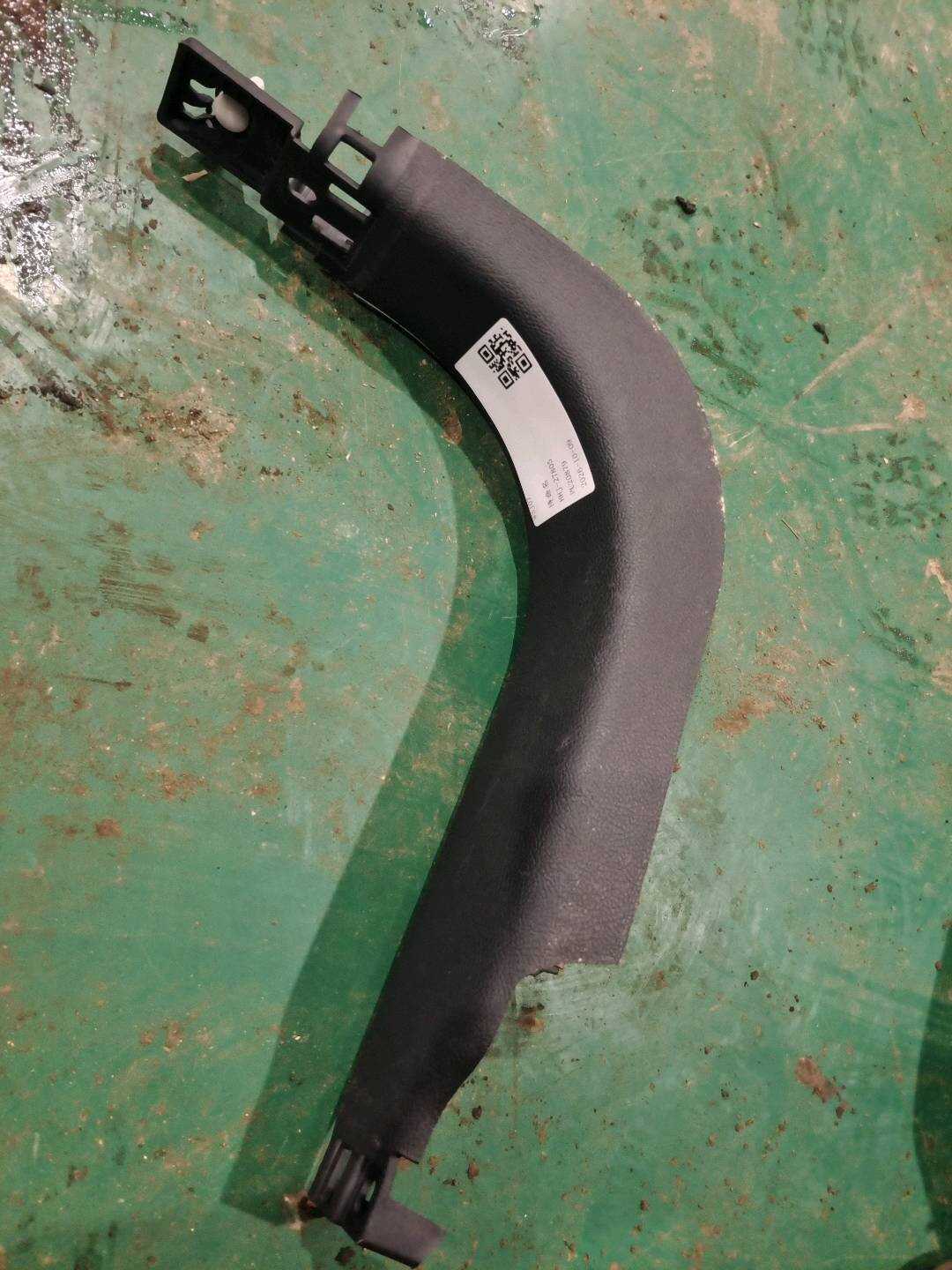 GR2BF02348AE3EA9 A柱内衬(右下)