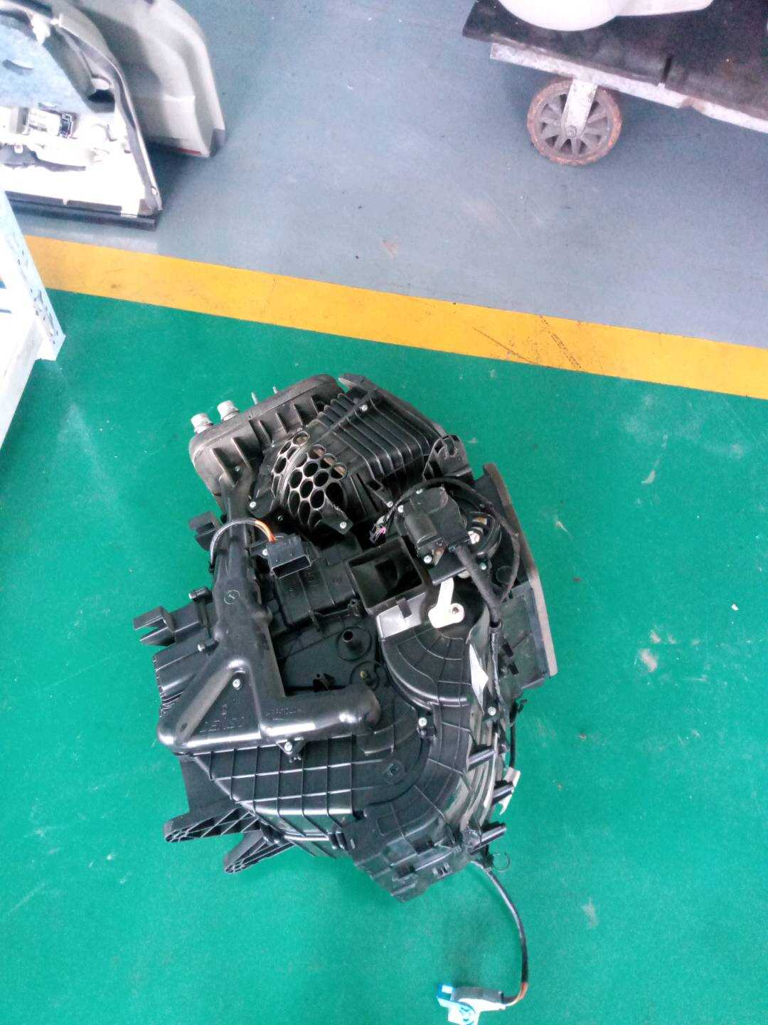 52002530 蒸发箱总成