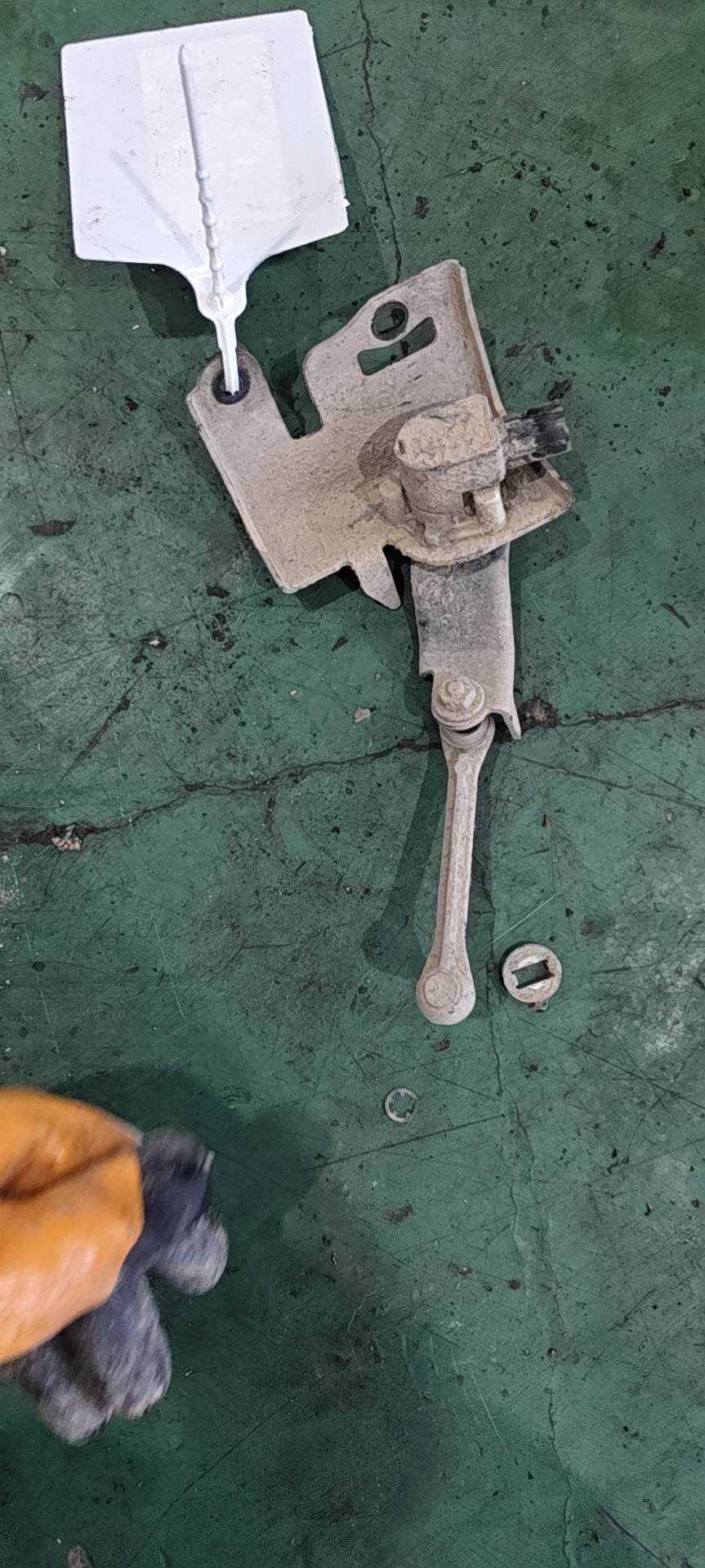 33146TR0E01 车身高度传感器（后）