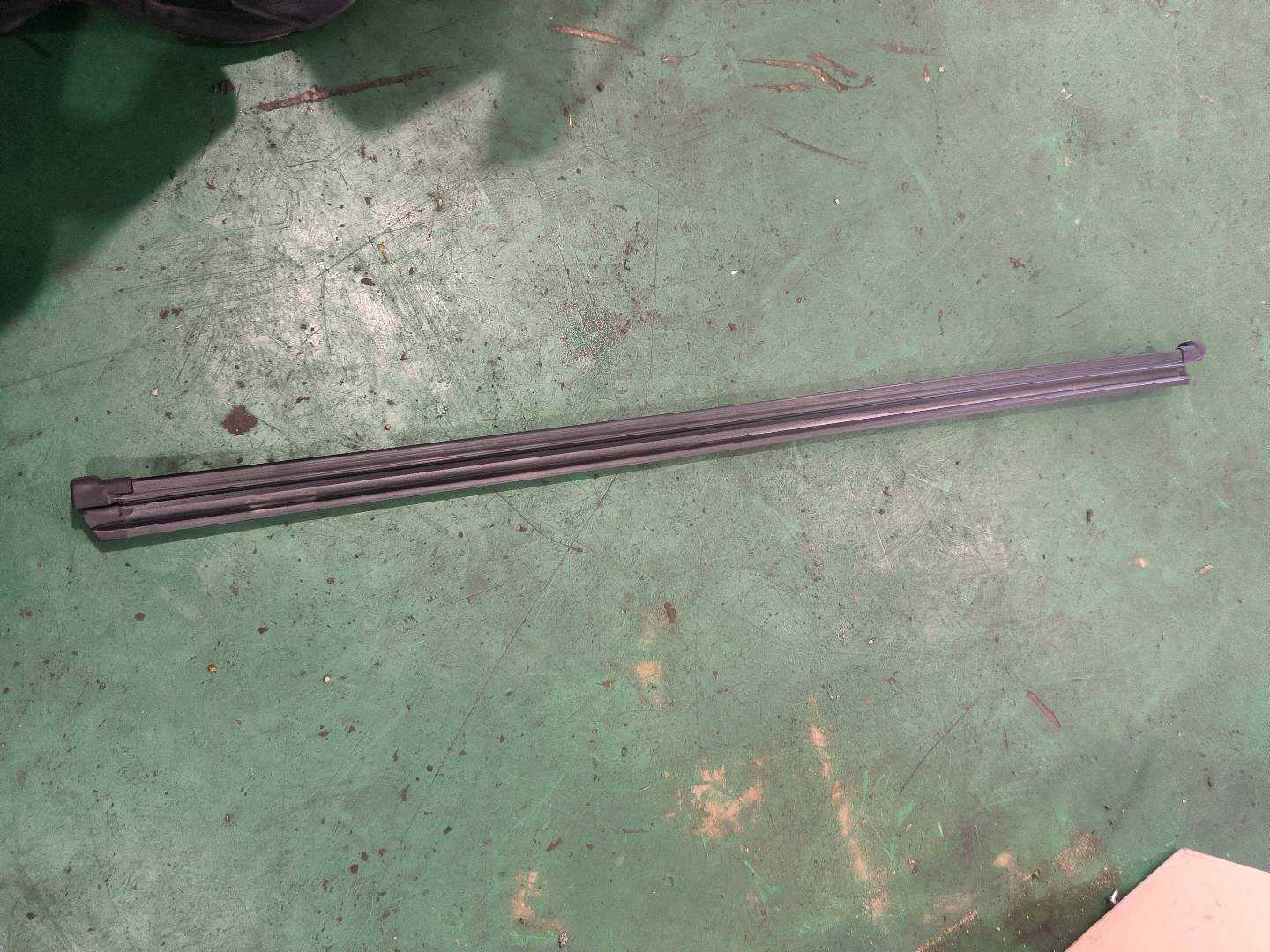 L51G839479 后门玻璃压条（左内）
