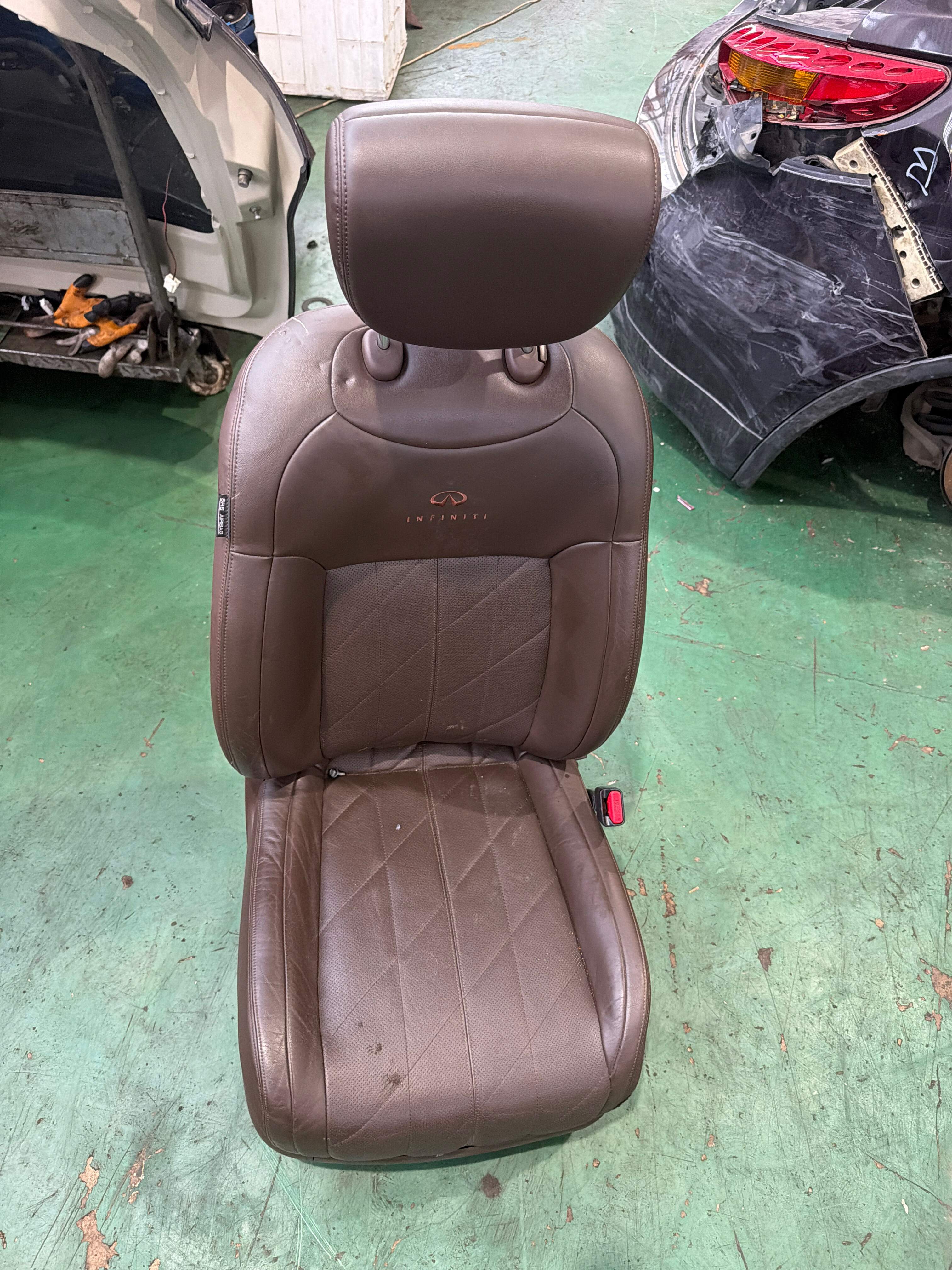 876201CC2C Passenger Seat Assembly